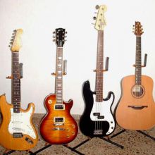 Guitarras (y bajo)