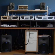 Mackie SRM 350 + Genelec 8030 -- 3 --