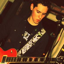 Carlos Ingelmo (Cantante/Guitarra)