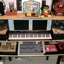 HOMESTUDIO  FRONTAL