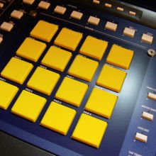 Akai MPC4000 new yellow pads