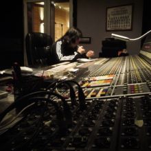 Richard revisando ediciones