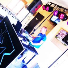 Dj