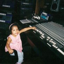 Mi hija en el estudio !!!!