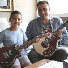 Brian May, dos generaciones