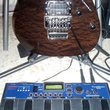 Ibanez RG 520 y Korg Ax300