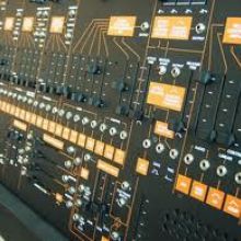 Synth Old