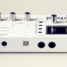 Blofeld MIDI IN-OUT