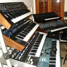 prophet 600, korg polysix ,roland jupiter 6