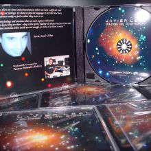 CDs de 'Holding on to Eternity'