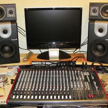 Zed-R16 y monitores