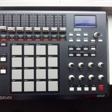 AKAI MPD32