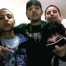 mis ermanos :$$