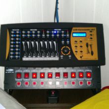 mandos control cabezas e iluminacion