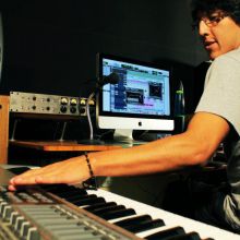 STUDIO B