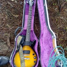 Guitarra de Barefoot