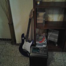 guitarra eléctrica cruiser, KORG ES-1, amplificador