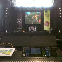 JBL VRX932lap