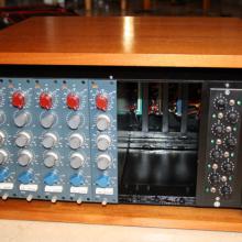 Rack 8 NEVE - BAE