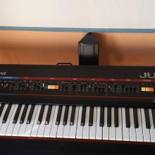Roland Juno 60