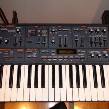 ROLAND JP 8000