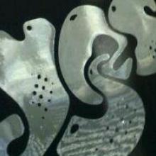 YES, adaptación de su logo