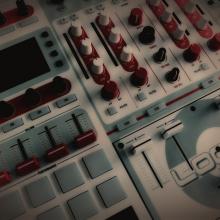 KONTROL S8 WHITE