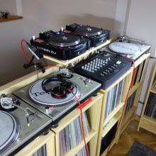 Con el mueble antiguo...