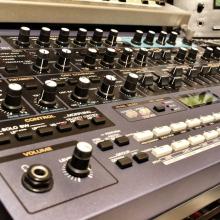 Roland JP-8080