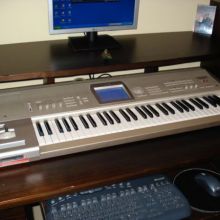 KORG Triton Studio V2
