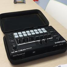 Roland MC-101
