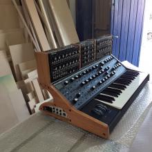 Moog-dark