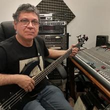 Grabando  bajos