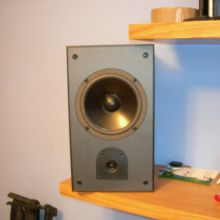 monitor de audio JBL