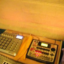 Akai Mpd 24 y Boss Sp 505