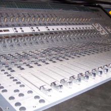 DESIDESIGN CONTROL 24