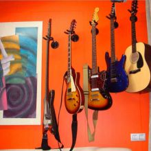 Guitarras y bajos