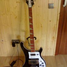 "EL BAJO"