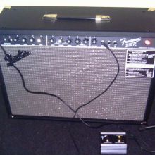 Fender Frontman 212R Una bestia parda de 100W,relucienteXD