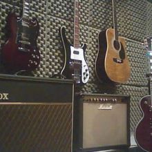 Equipos e instrumentos en Estudio ENTRETELONES