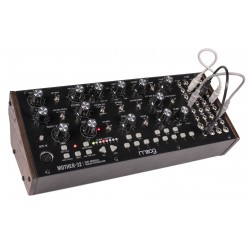 Moog Mother-32