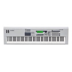 Yamaha MO8