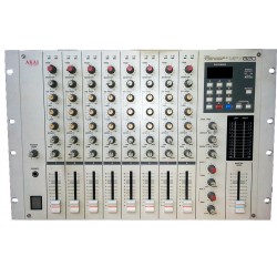 Akai MPX820