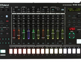 Roland TR-8S