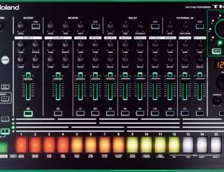 Roland TR-8