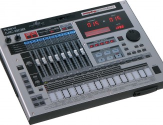Roland MC-808