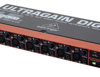 Behringer ADA8200 Ultragain