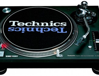 Technics SL-1210 MK5