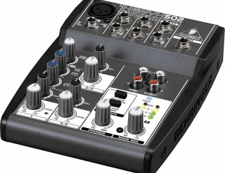 Behringer Xenyx 502