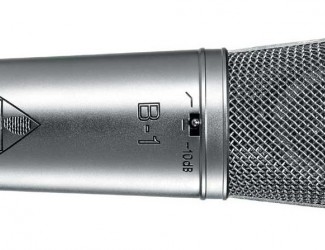 Behringer B-1